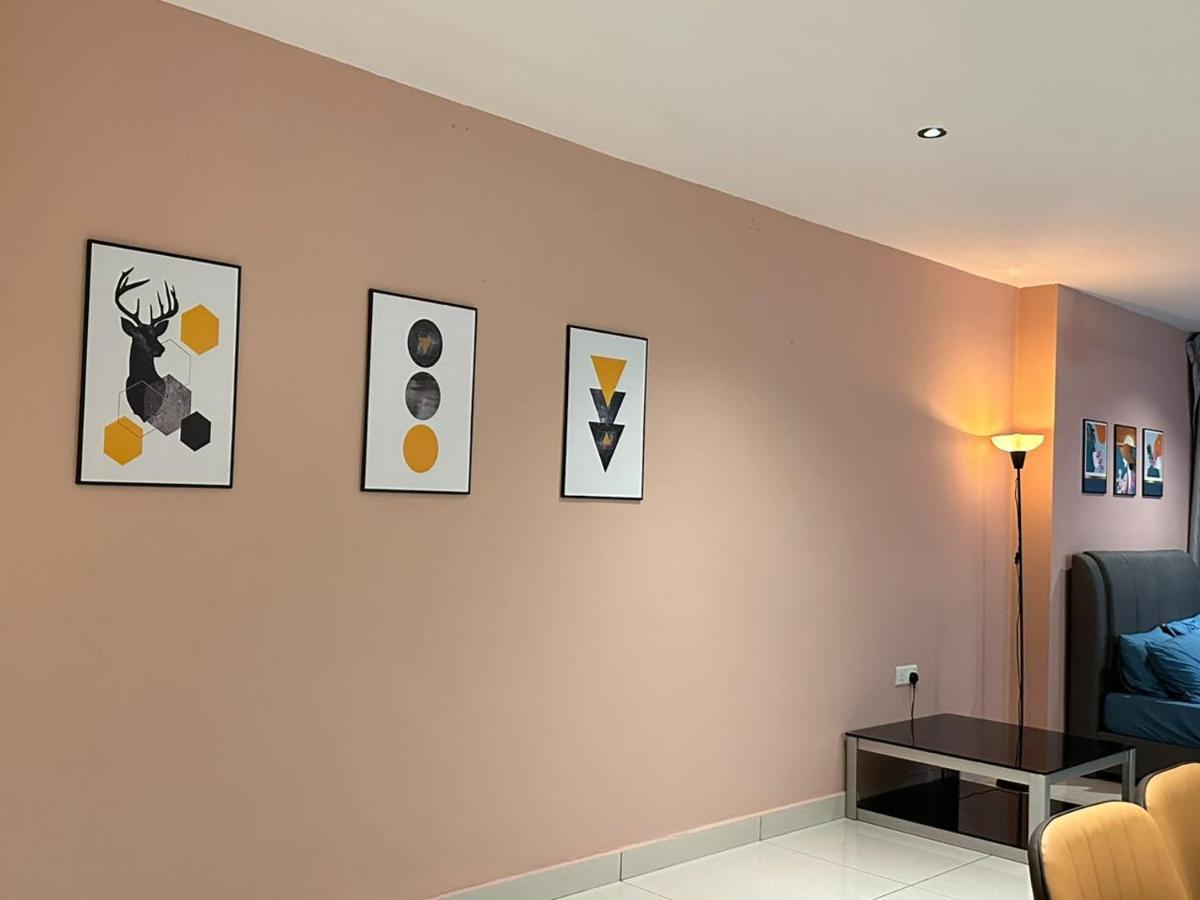 Apartemen Ksl 2bedroom With Wifi Netflix 58 Inch Tv High Floor Balcony *