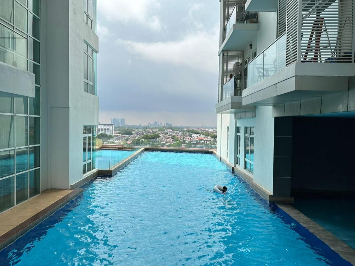 Ksl 2bedroom With Wifi Netflix 58 Inch Tv High Floor Balcony Johor Bahru